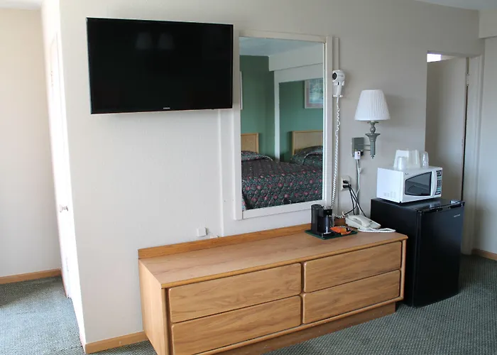 American Motor - Motel 2*